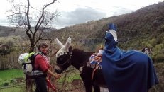 ND de Rocamadour protégée par la cape de Guillaume